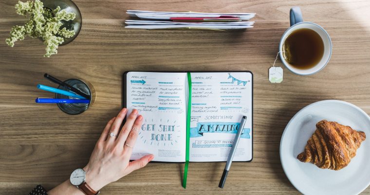 9 Tips for Finding Work in English While Living in France