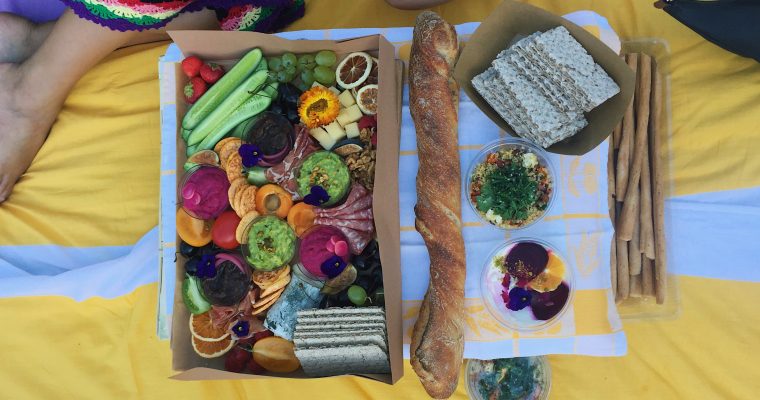 Picnic like a Parisian